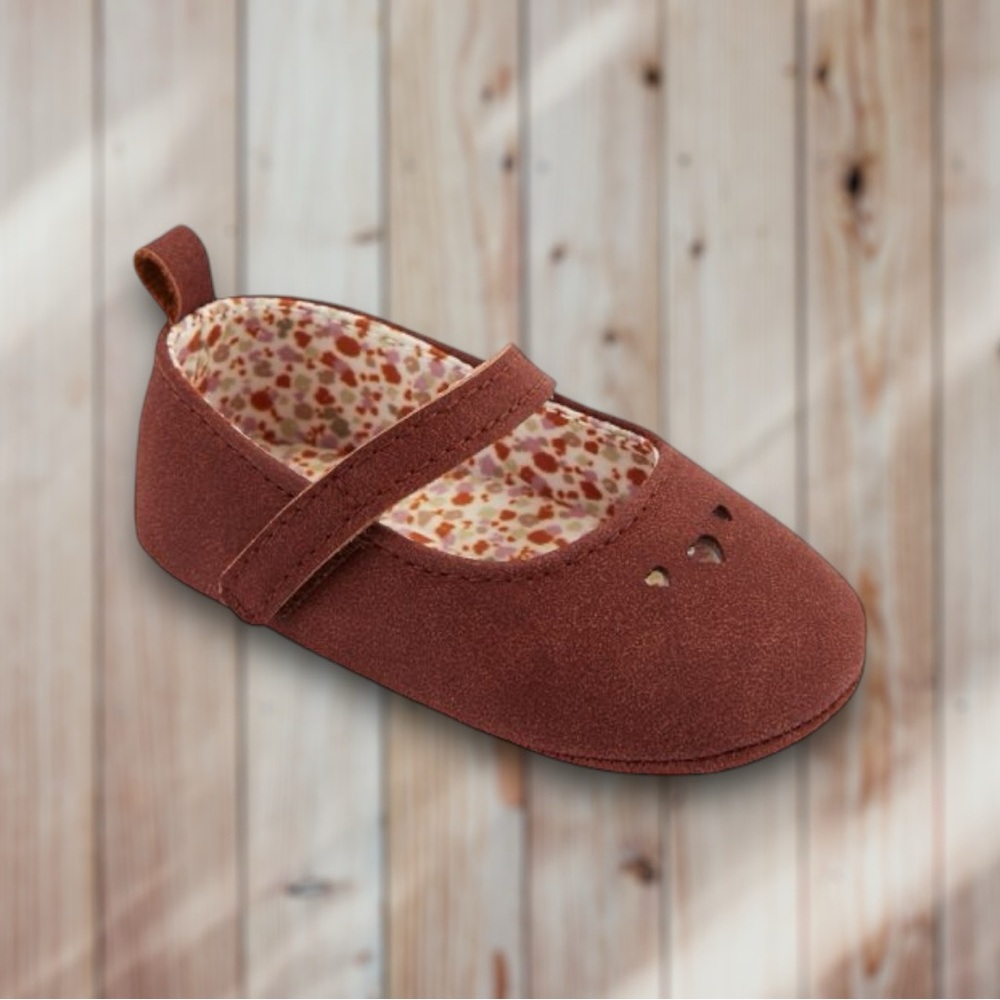 ✨ NWT - Carter’s Baby Girl Soft Sole Brown Mary Jane Shoes 3-6M